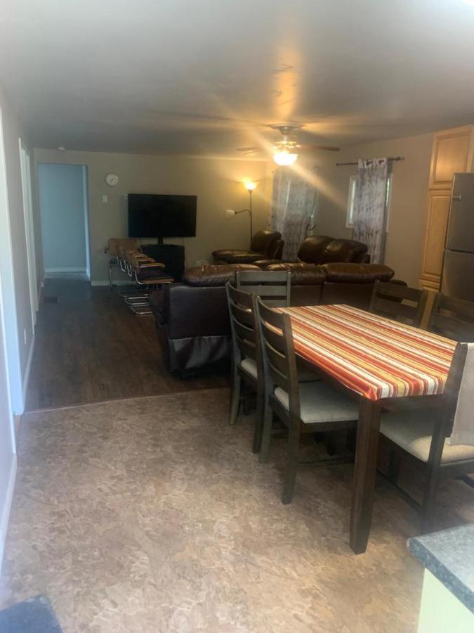 Woodland Cedars Family Cottage Resort Wasaga Beach Exterior photo