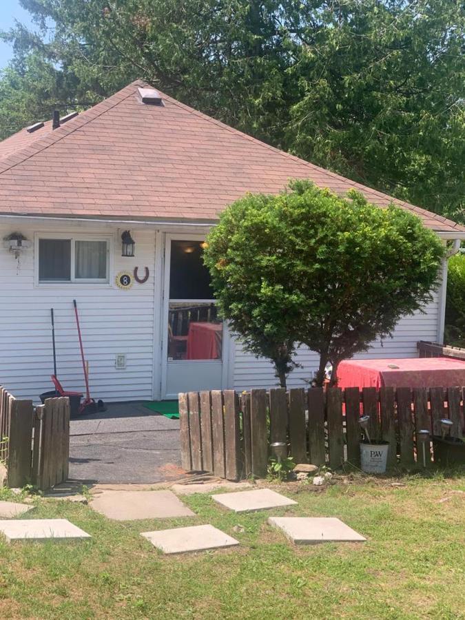 Woodland Cedars Family Cottage Resort Wasaga Beach Exterior photo