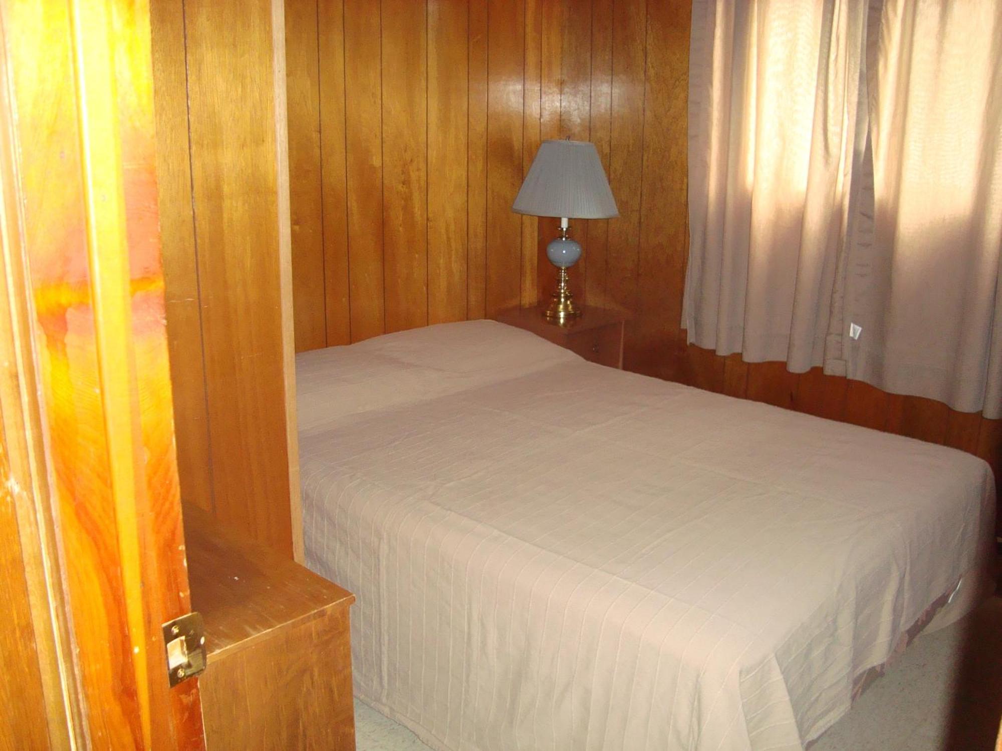 Woodland Cedars Family Cottage Resort Wasaga Beach Room photo
